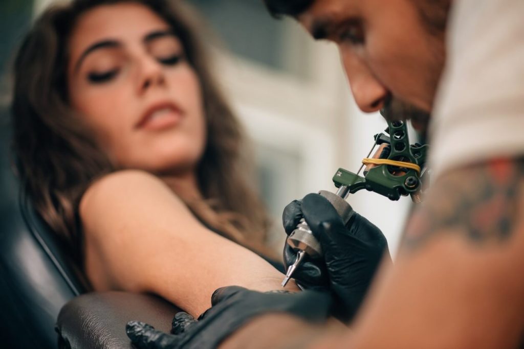 Stress et tatouage: comment vaincre la peur des aiguilles?