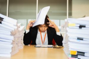 Surcharge de travail: comment gérer la pression au bureau?